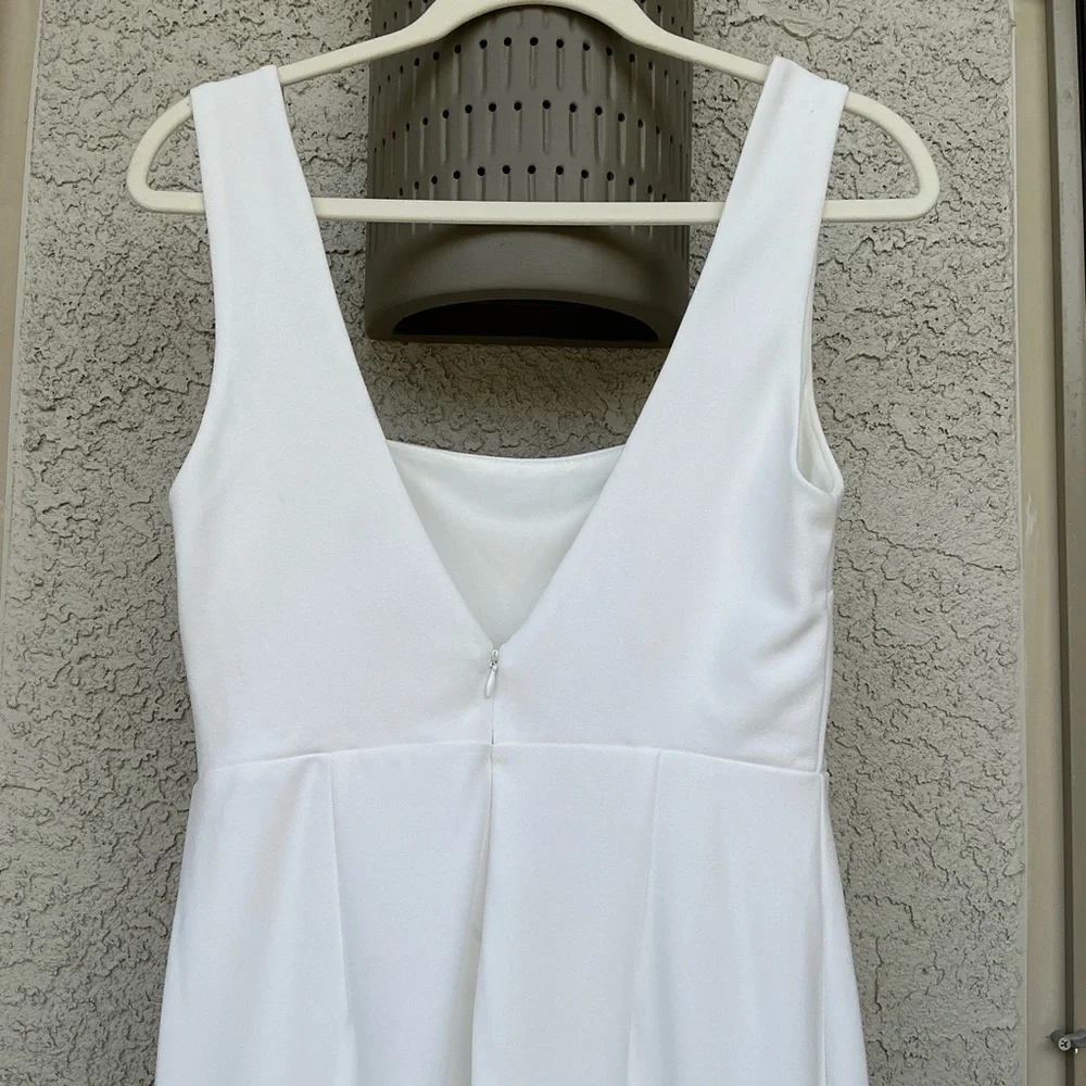 NWOT Lulu’s Moment Maker White Square Neck Trumpet Midi Dress Medium 2018896